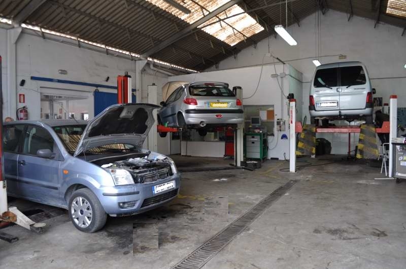 Decklid Auto Services in Mazarrón