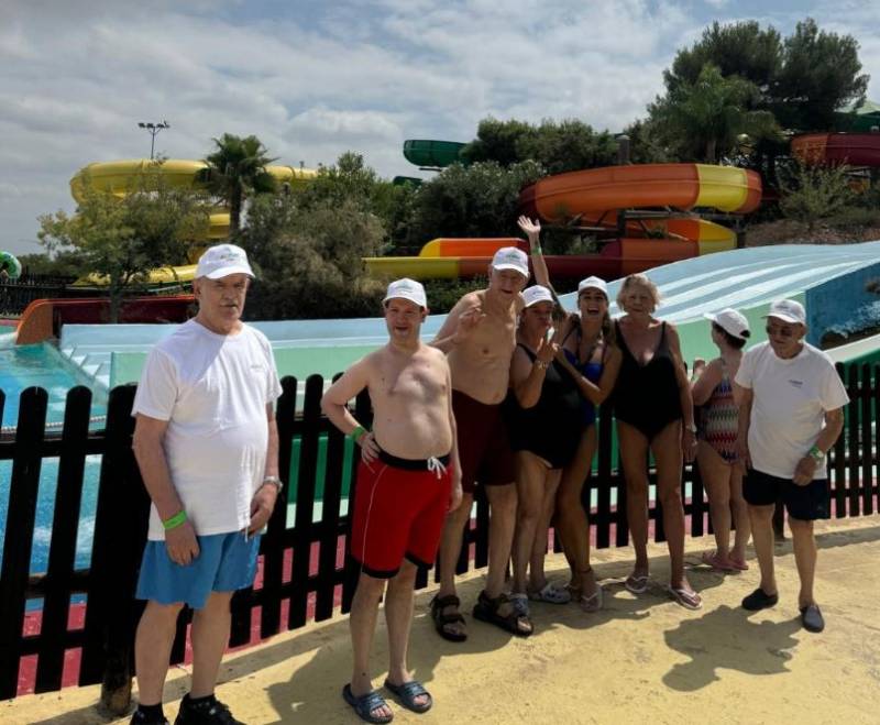 Caser Residencial Santo Angel residents enjoy a day at Terra Natura Murcia