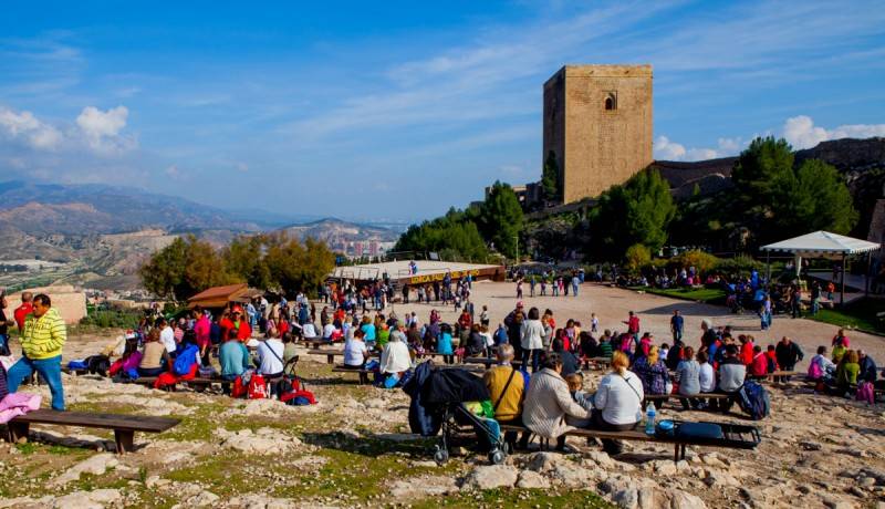 December 6 to 9 A family activity trying to take the castle of Lorca by force!