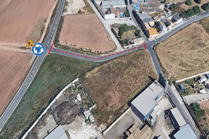 New roundabout construction in Cartagena causes traffic changes on Camino del Sifón