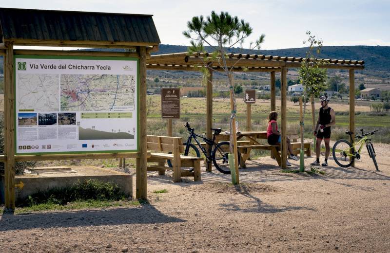 May 24 Free guided walk along the Chicharra greenway in Yecla