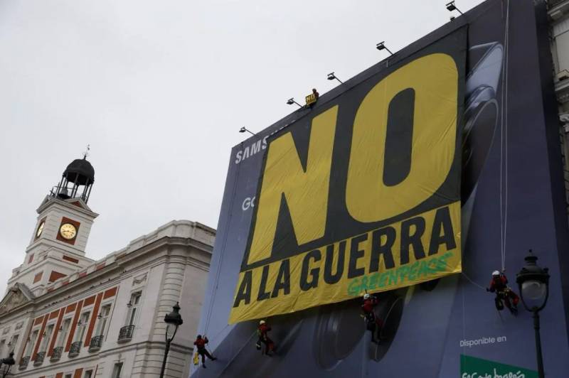 Spanish boats intercepted and reportedly sabotaged near Crete as Israel detains 175 activists from Global Sumud Flotilla